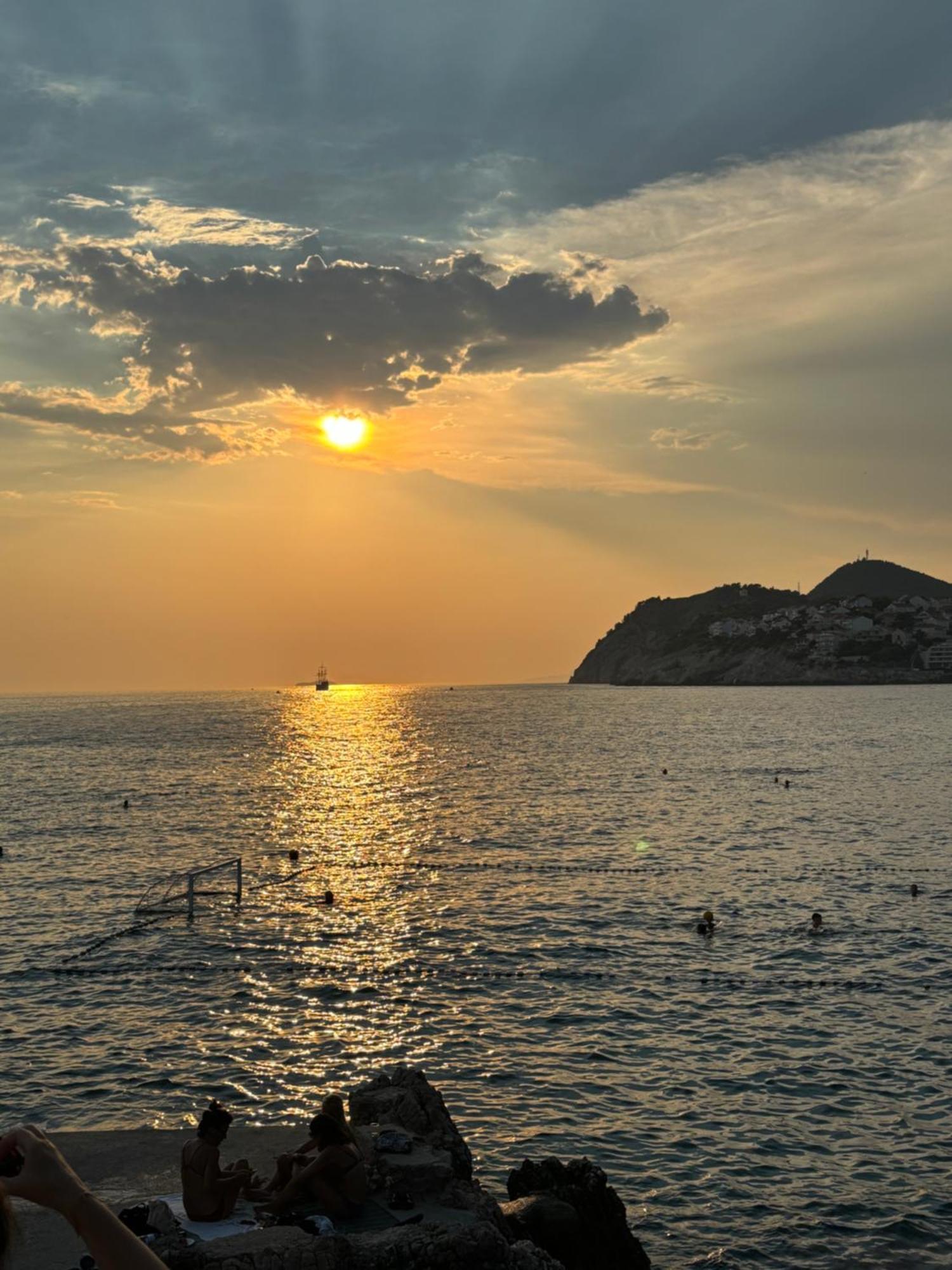 Villa Anica Dubrovnik - Luxurious With A Sea View Bagian luar foto